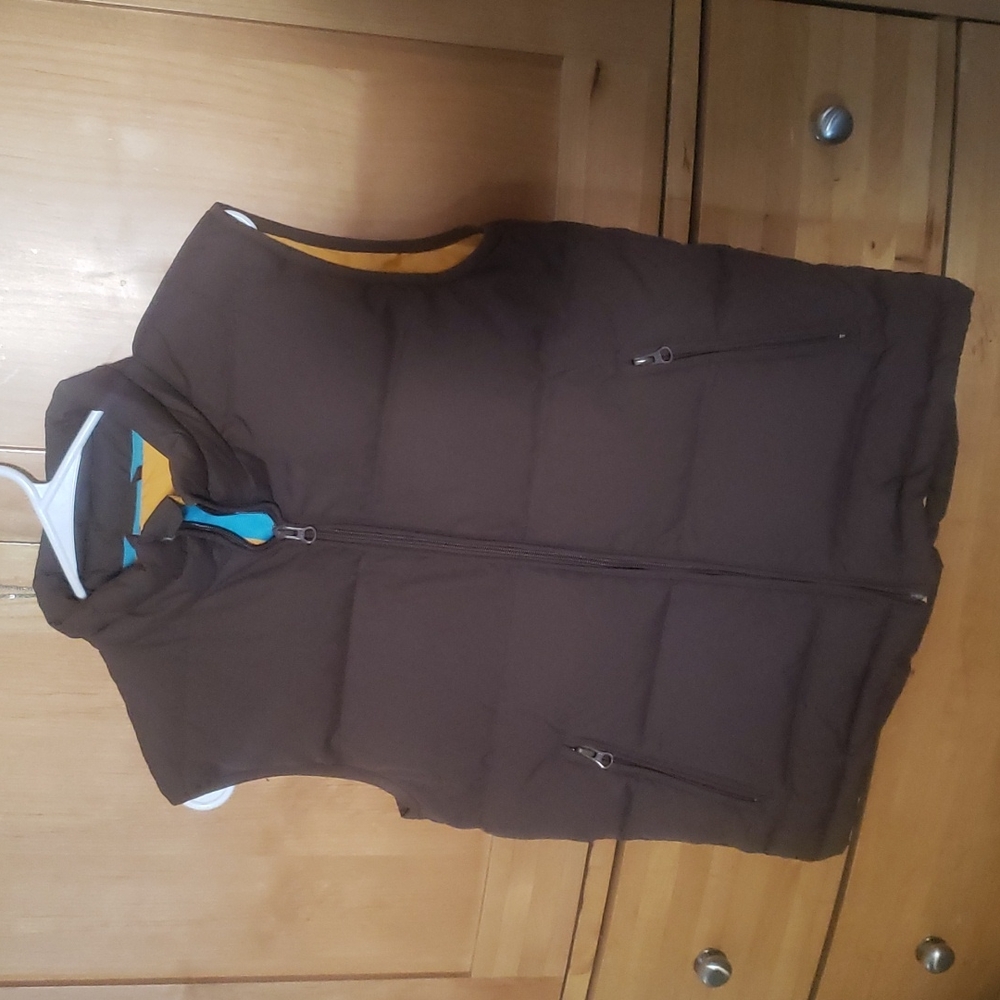 Unionbay, down, fits like xs womans: is medium junior.